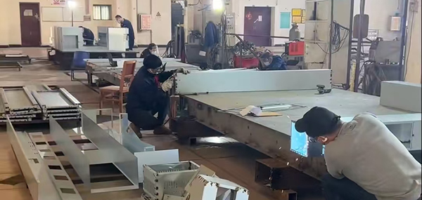 東莞鈑金加工廠家